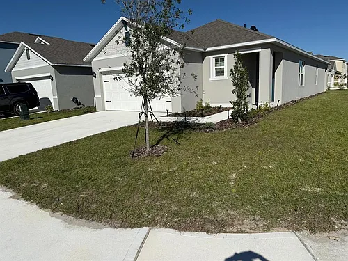 659 Park Place Blvd Photo 1
