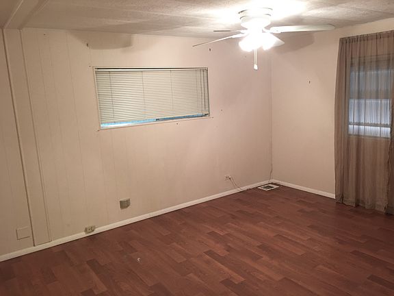 3rd image of 8576 Baron Dr