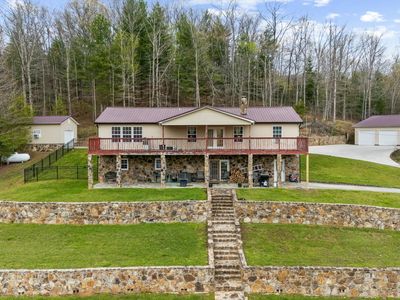 247 Gerald Bonham Rd, Lancing, TN, 37770
