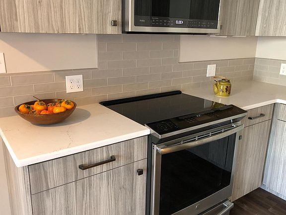 Kitchen: New Oven