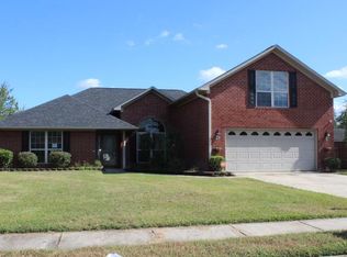 15 Charleston Ct, Midway, GA 31320