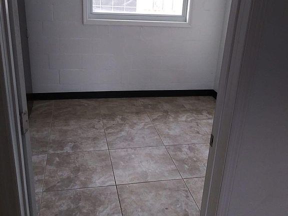 4th image of 14856 17th St