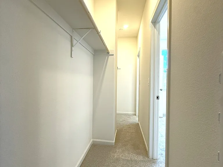 3810 Norbridge Ave — Photo 17