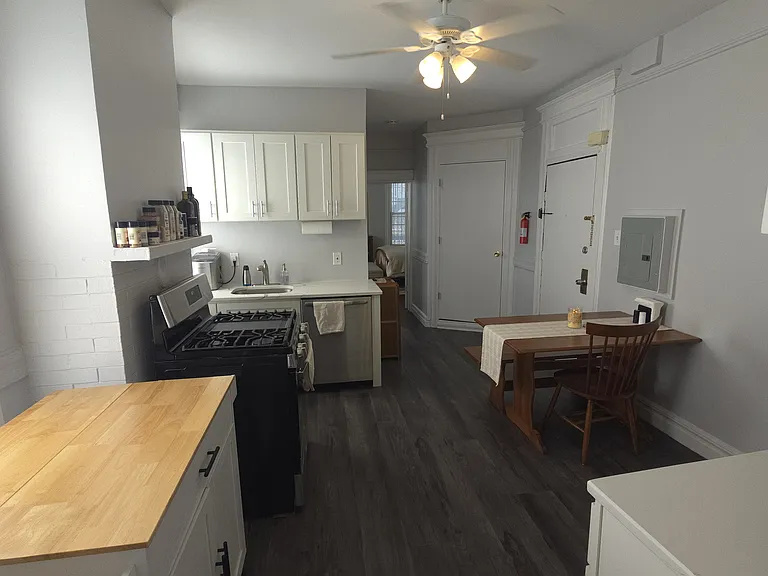 7 Woodland Ave #2 — Photo 16