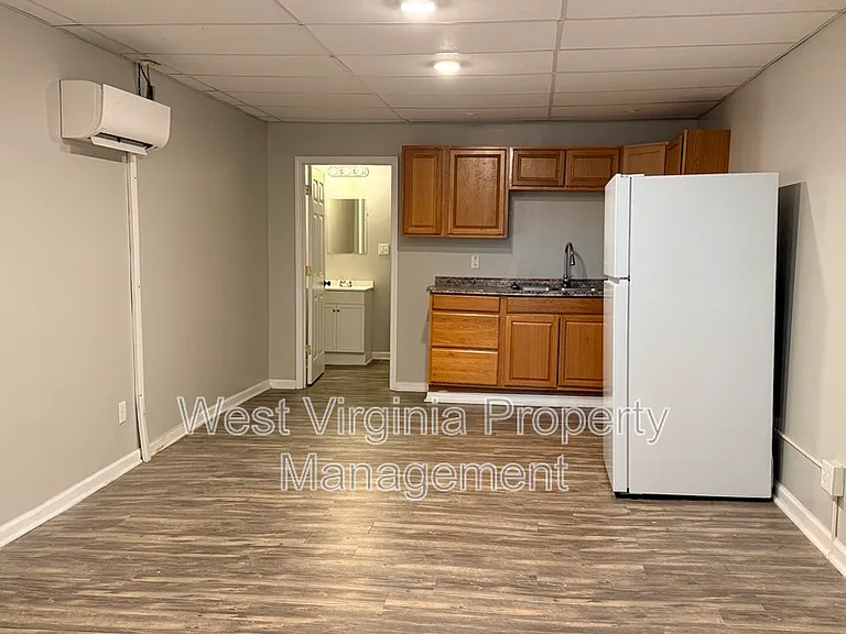 847 Mercer St #4 — Photo 4