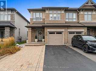 708 Guardian Grv, Ottawa, ON K1X0B3