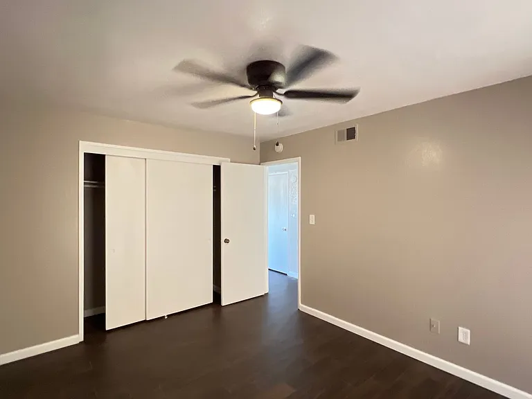 6811 Klamath Way — Photo 22