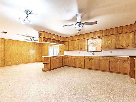 5th image of 1220 N Avenue I