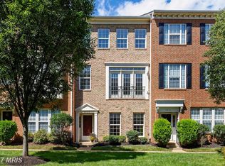 2323 Huntington Station Ct, Alexandria, VA 22303