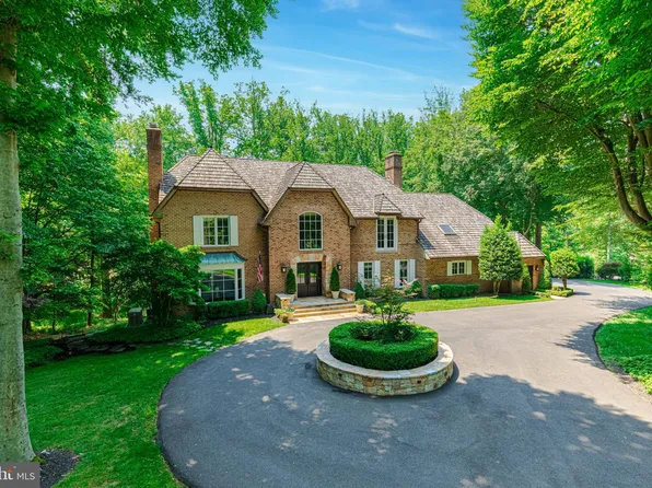 1 Oaklyn Ct, Potomac, MD 20854