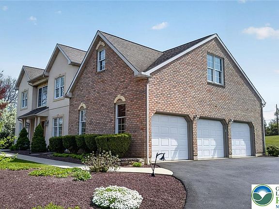 4th image of 3500 Manor Rd