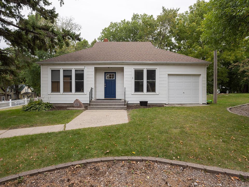 522 Spruce St, Fergus Falls, MN 56537 Zillow