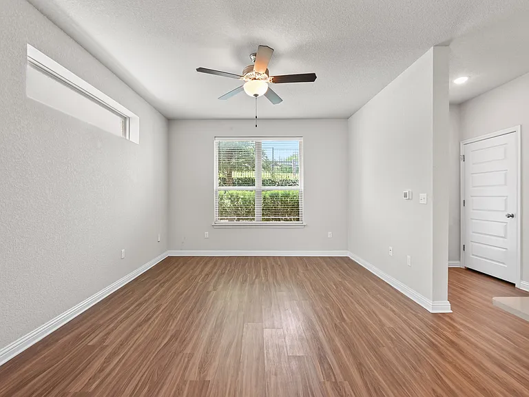 8201 Frida Bnd — Photo 11