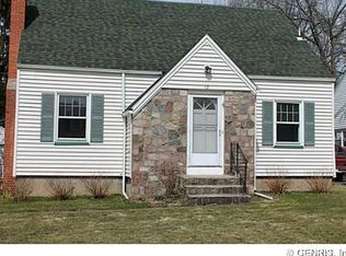 12 Celia Dr, Rochester, NY 14623