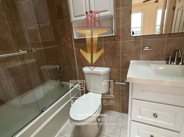 373 Danforth Avenue image 5 of 9