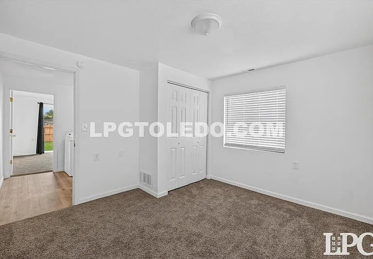 12378 Lincoln Blvd — Photo 18