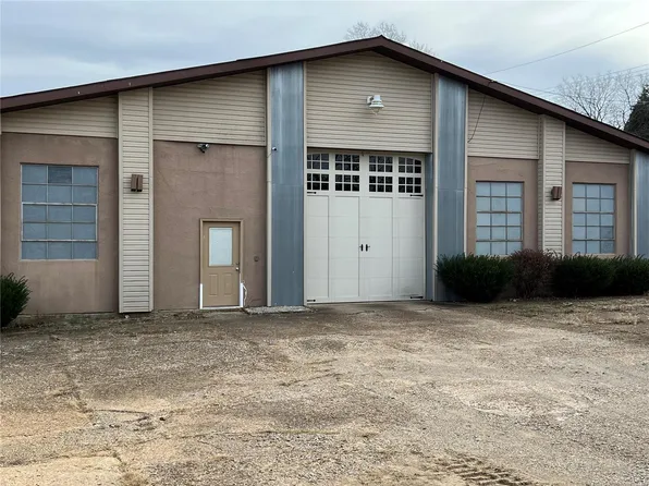 100 Vineyard St, Park Hills, MO 63601