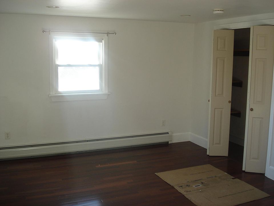 2nd image of 38 South St APT 4