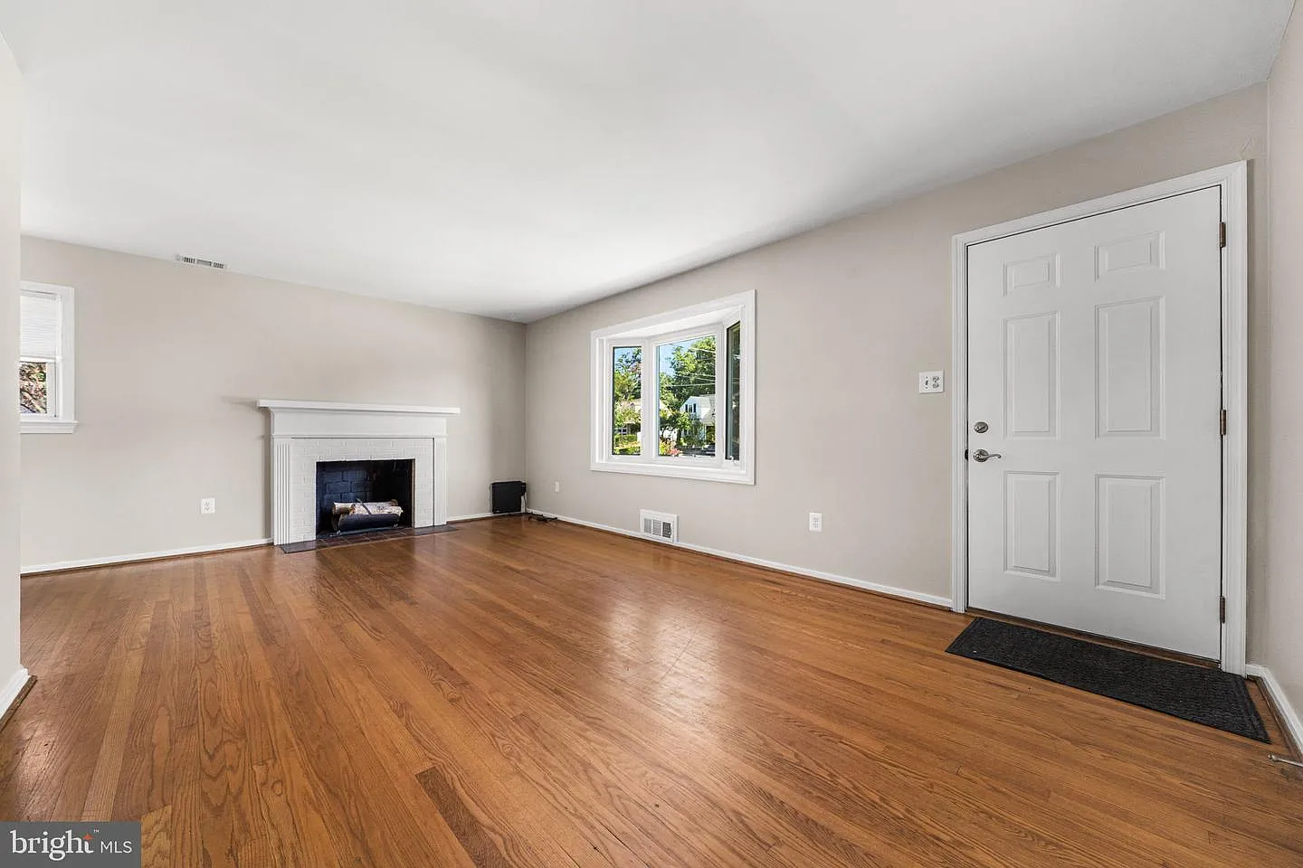 4 bed, 1642 sqft, $3,595 — Photo 1