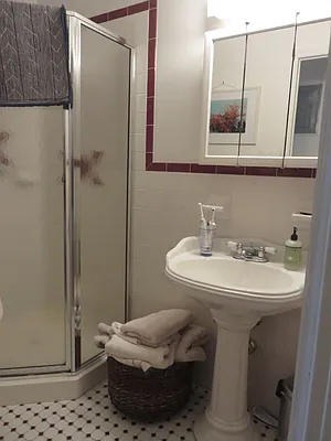 Rented by Space Real Estate | media 33