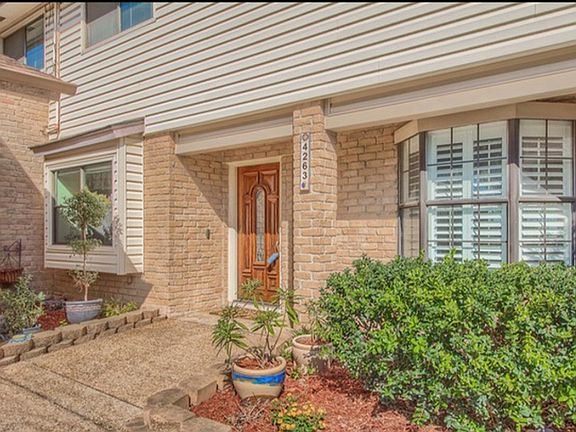 3rd image of 4263 Hilton Head St