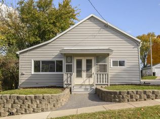 1021 Aurora STREET, Waukesha, WI 53186