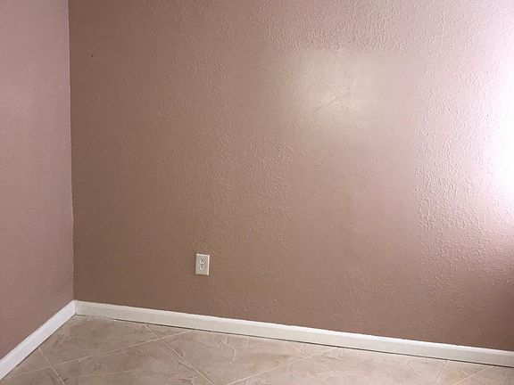 3rd image of 1360 SE 3rd Ct APT 1