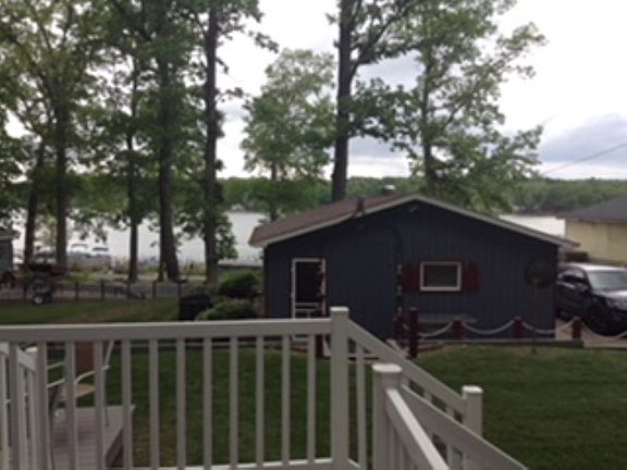2nd image of 7667 N Poplar Ln