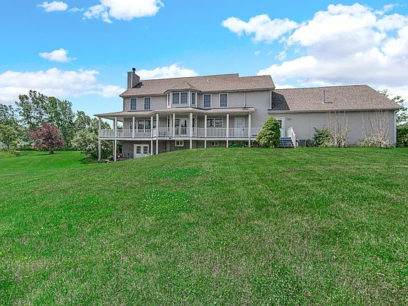 2nd image of 431 Creekwood Dr