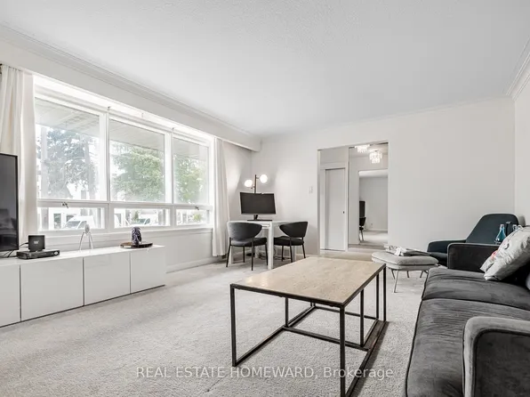 11 Greenbriar Rd, Toronto, ON M2K 1H4