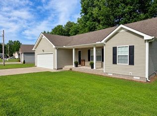 189 Foxfire Rd, Paris, TN 38242