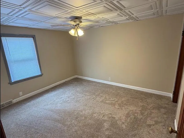 Unit Photo