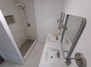 9302 Crebs Ave, Northridge, CA 91324