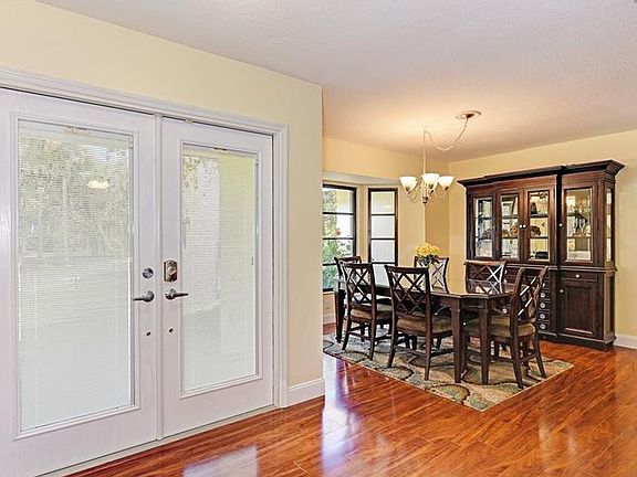 4th image of 4150 Woodland Blvd