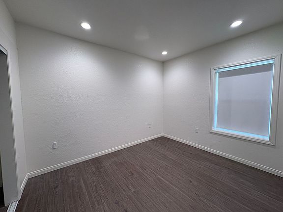 4th image of 162 E Line St Suite A