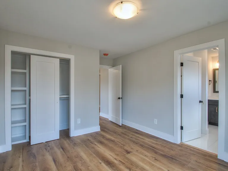 2810 Gear St — Photo 24