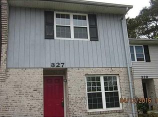 327 Hutton Cir, Virginia Beach, VA 23454