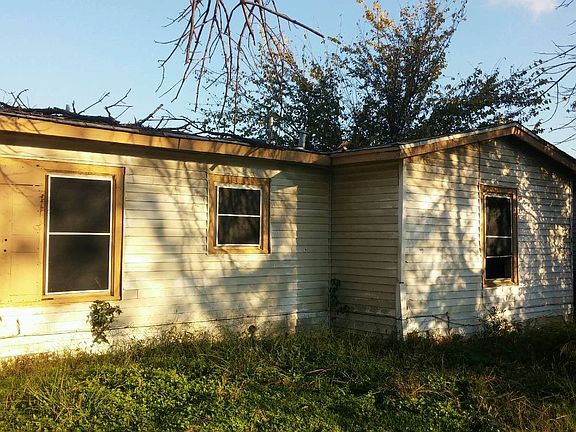 3rd image of 4412 Tahoe Dr