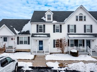 39 Nathan Pierce Ct, Pawling, NY 12564