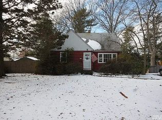 1400 Potter Blvd, Bay Shore, NY 11706