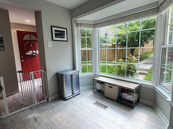 4th image of 2927 Amberleigh Way