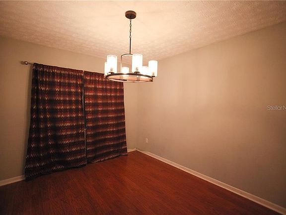 5th image of 2114 Sherbrook Dr