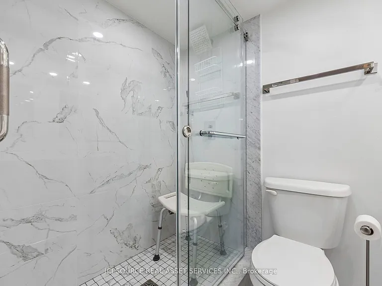 7601 Bathurst St #1003 — Photo 31