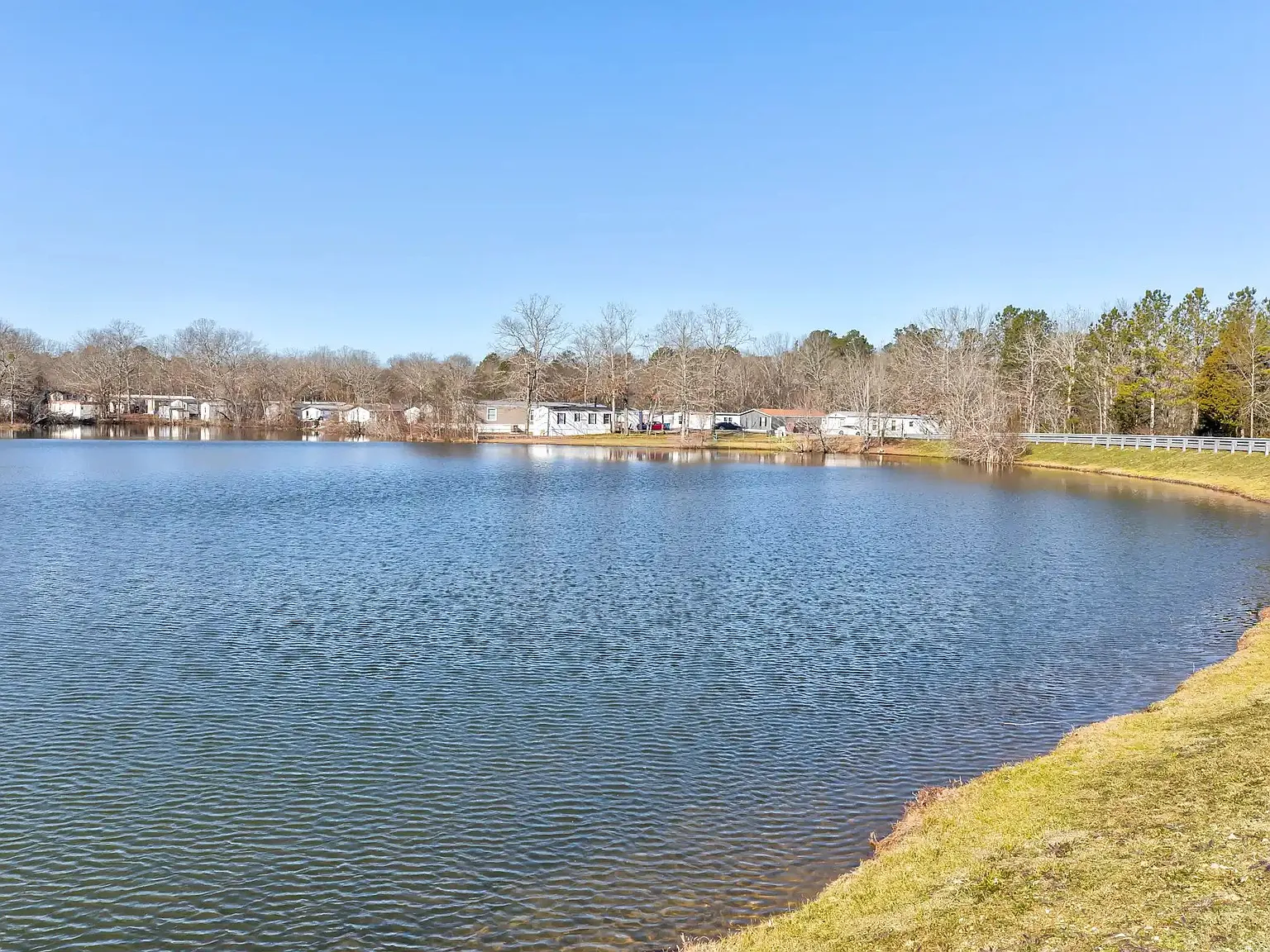 Swan Lake - Rent to Own — Photo 4