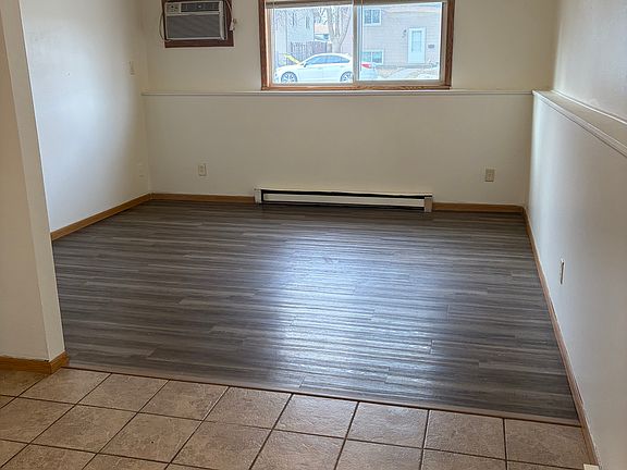 2nd image of 450 29th Ave N