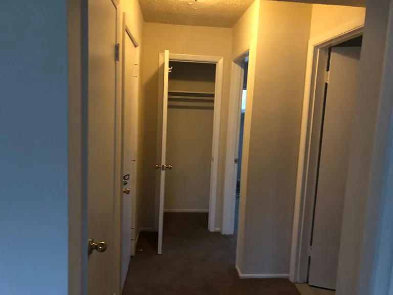 528 Kuethe Rd NE #A — Photo 12