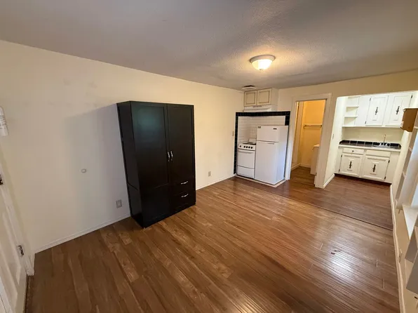 Sleepy Hollow Apartments, 1512 S Taylor Rd #14, Spokane, WA 99224