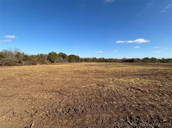 S Lone Oak Rd, Durant, OK 74701