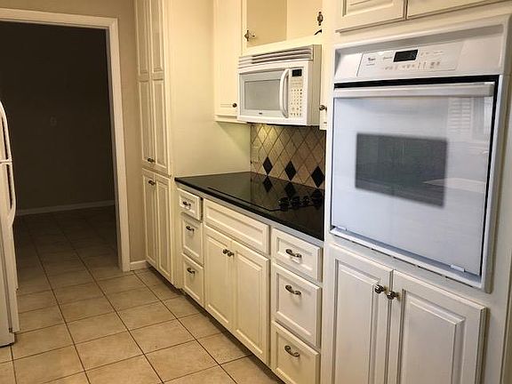 2nd image of 1422 Sunnyvale St