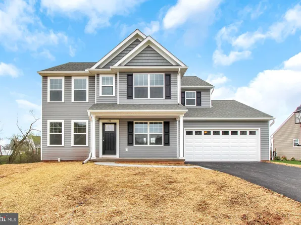 60 Eli Dr, York, PA 17404